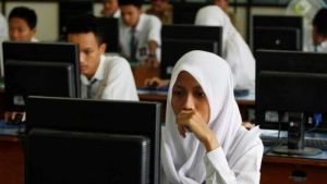Diserahkan ke Sekolah, Ujian Kelulusan Siswa SMA Sederajat di Riau Dijadwalkan 3 April