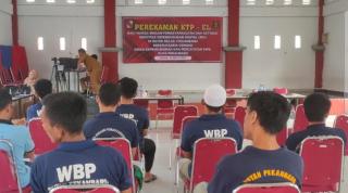 Disdukcapil Pekanbaru Lakukan Perekaman KTP el dan Aktivasi IKD ke Warga Binaan