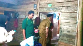 Mendadak Kamsol Tinjau Rumah Tidak Layak Huni di Desa Pulau Sarak Kecamatan Kampar