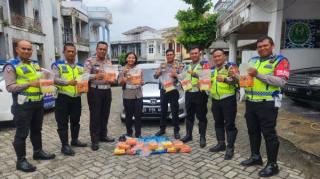 Aksi Polwan Lantas Polresta Pekanbaru Setop Mobil Berisi Sabu 20 Kilogram saat Atur Lalu Lintas