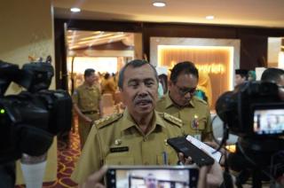 Gubernur Riau Surati Perusahaan Angkutan Batu Bara Gunakan Jalur Sungai