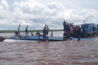 Update Kapal Evelyn Tenggelam, Korban Tewas 12 Orang