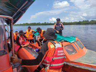 Pompong Bermuatan 5 Orang Terbalik di Inhil Riau, Ini Penjelasan Tim SAR