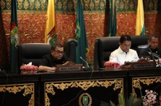Wagubri Hadiri Paripurna DPRD Riau Penutupan Masa Sidang I sekaligus Pembukaan Masa Sidang II