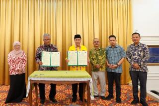 Jalin Kerja Sama dengan UTP Malaysia, Gubri Ingin Anak Riau Bekerja di Petronas