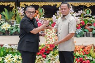 DPRD Riau Gelar Rapat Paripurna Tentang Laporan Reses Januari-April 2023