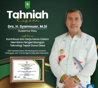 Gubri Syamsuar Dianugerahi Penghargaan Atas Kontribusi Membina Pembangunan Teknologi Tepat Guna Desa Dari Kemendes PDTT