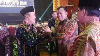 Paten! Pacu Jalur Kuansing Diperkenalkan Dalam Pekan Kenduri di TMII Jakarta