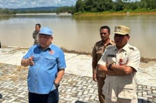 Sekdaprov Riau dan Plt Bupati Kuansing Tinjau Persiapan Kejurnas Dayung