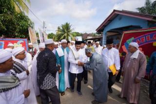 Hadir di Haul Allah Yarham Syekh Ma