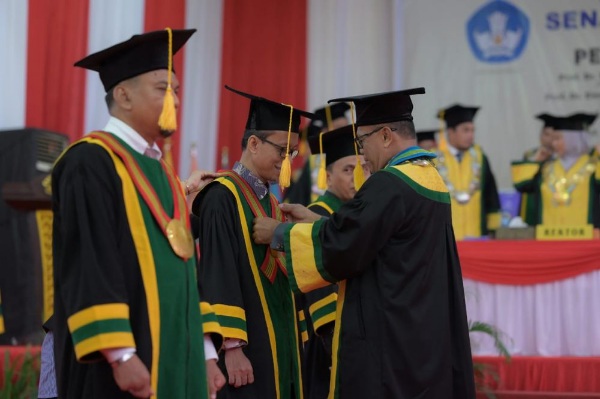 Empat Guru Besar Teknik yang Dikukuhkan, Ini Pesan Rektor Unri