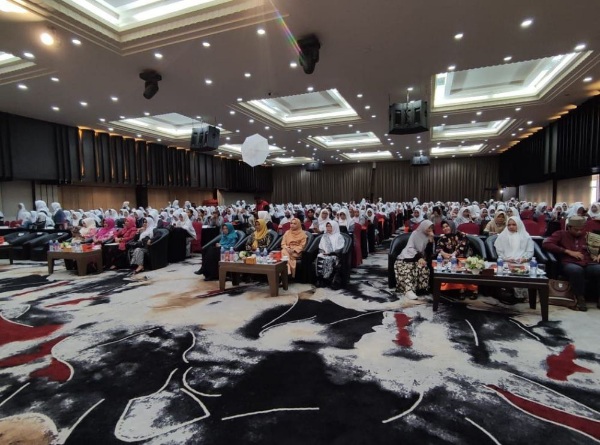 Peringatan HUT ke-72, IBI Riau Gelar Seminar Ilmiah Kesehatan Ibu dan Anak
