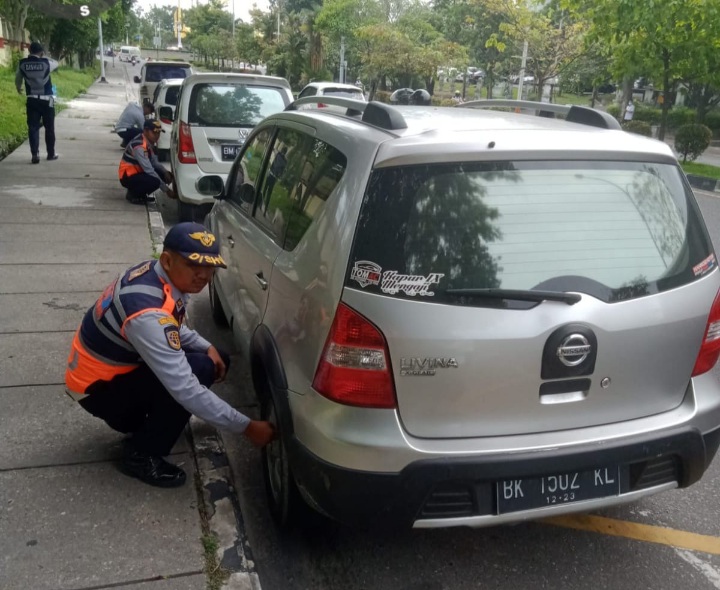 Empat Lokasi Jadi Prioritas Pengawasan Dishub, Ratusan Kendaraan Digembosi