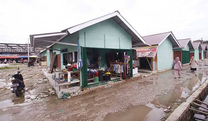 Kios TPS Pasar Cik Puan Mulai Ditempati Pedagang