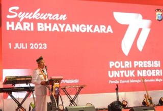 Hadiri Upacara HUT Bhayangkara ke-77, Ini Harapan Gubernur Syamsuar