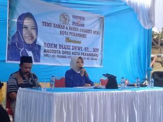Warga Sukajadi Keluhkan Soal Banjir Pada Reses Roem Diani Dewi