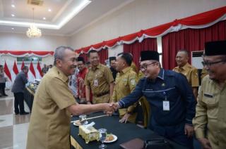 Bertemu Komisi II DPR RI, Gubri Syamsuar Minta Penghapusan Tenaga Honorer Ditinjau Ulang