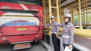 Satlantas Pekanbaru Gelar Operasi Patuh Lancang Kuning 2023 di Terminal AKAP BRPS