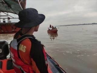 Bocah 8 Tahun Hilang di Sungai Indragiri Hilir, Tim SAR Lakukan Pencairan