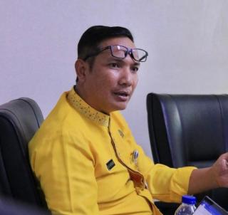 Bapenda akan Tindak Tegas WP Copot Spanduk Tak Taat Bayar Pajak