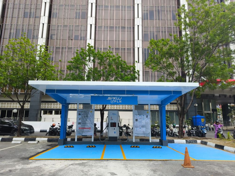 SPKLU Mobil Listrik di Kantor Gubernur Boleh untuk Masyarakat Umum