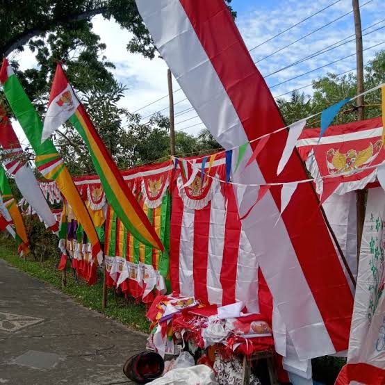 Pj Wali Kota Pekanbaru Larang Berjualan Bendera di Sepanjang Jalan Protokol