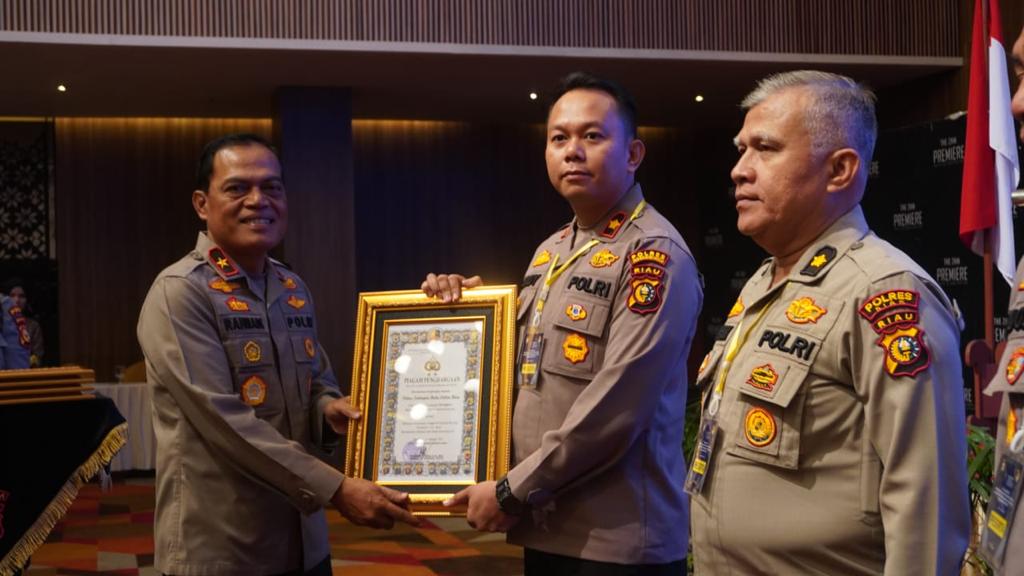 Bupati  Beri Ucapan Selamat atas Dua Prestasi yang Diraih Polres Inhu