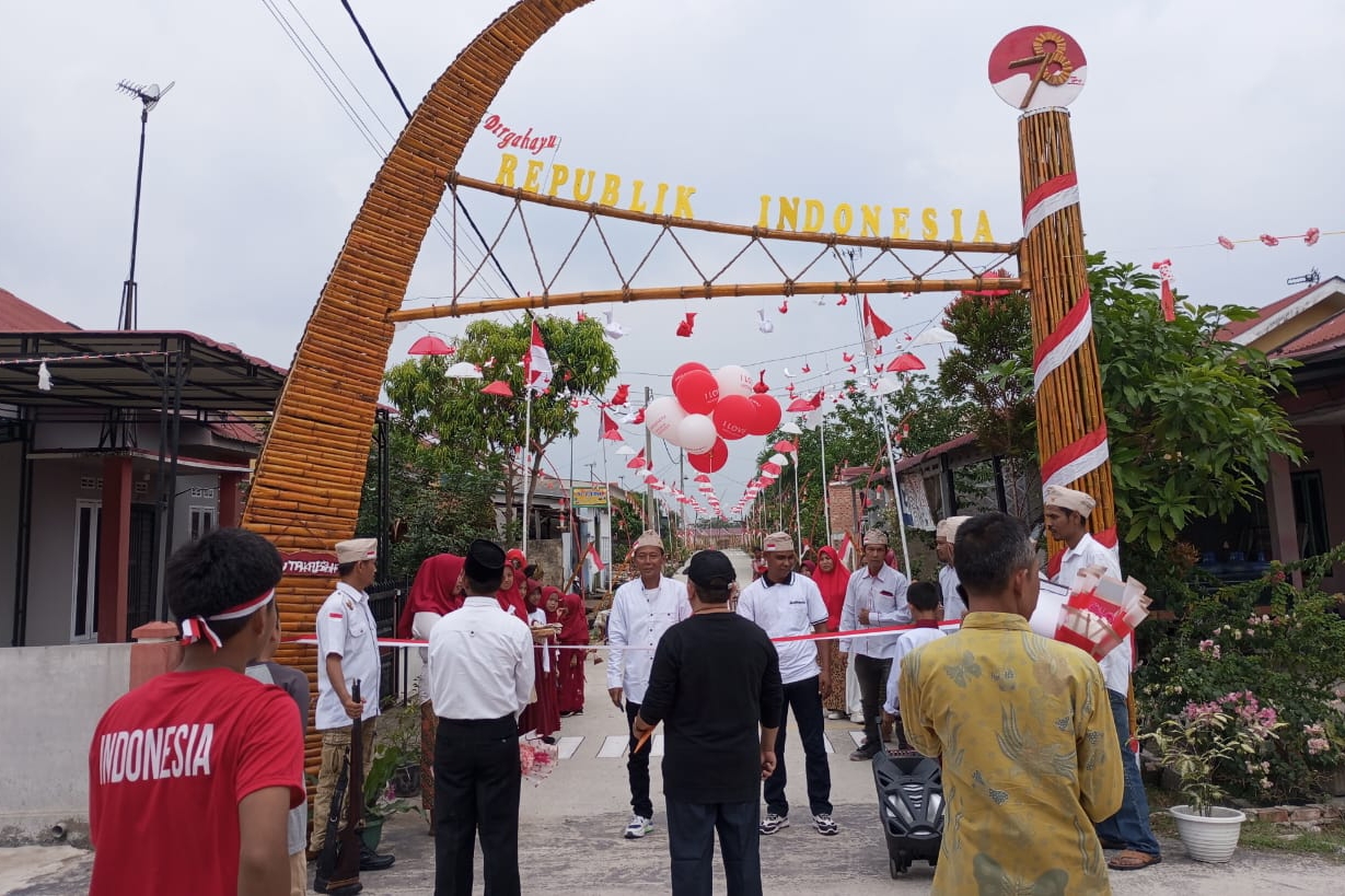 Manfaatkan Bahan Limbah, Begini Semarak Kampung Wisata Merah Putih di Kampar