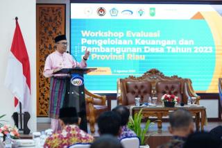 Dana Dikelola Desa Cukup Besar, Berikut Arahan Gubernur Syamsuar