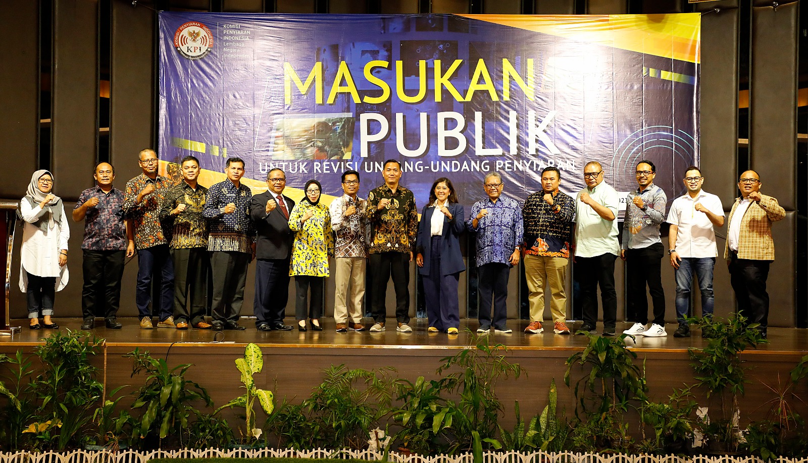 Siaran yang Diterima Masyarakat Melalui Internet dan Media Baru Harus Diawasi!
