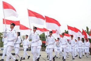 Sukseskan Gerakan 10 Juta Bendera Merah Putih, Pekanbaru Dapat Penghargaan dari Kemendagri