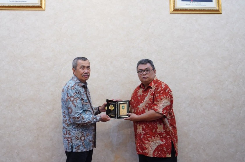 Komjen RI Johor Bahru Tawarkan Program Edukasi untuk Mahasiswa KKN di Riau