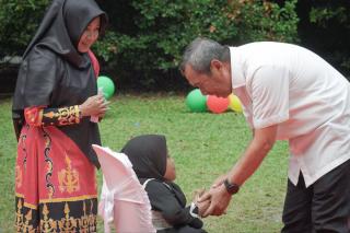 Gubernur Riau Ajak Masyarakat Menjadi Pengawas Kekerasan Terhadap Anak