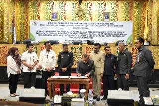 DPRD Pekanbaru Gelar Rapat Paripurna Pengesahan APBD Perubahan 2023