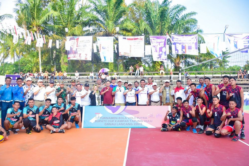 Open Turnamen Bola Voli Putra Piala Bupati Cup Kampar se-Riau Resmi Dimulai