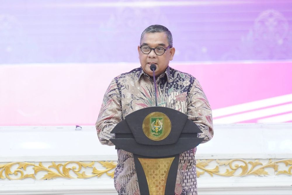 Melalui APBD, Pemprov Riau Telah Salurkan 372,29 Miliar untuk Beasiswa