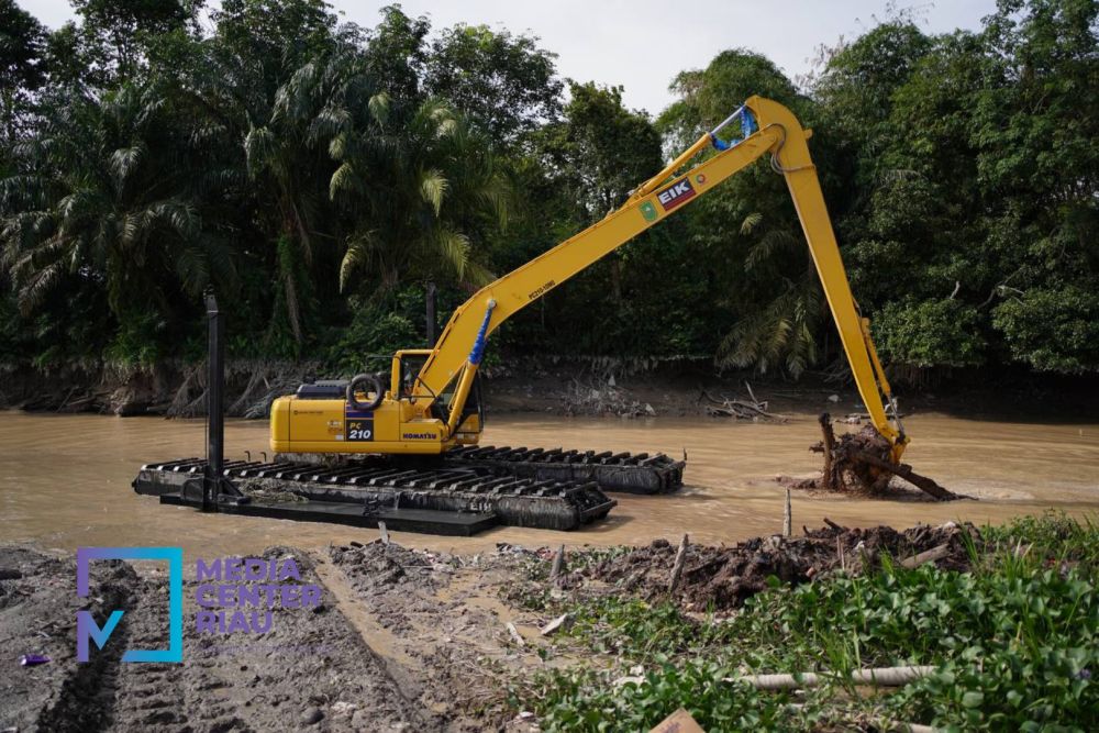 Tahun Ini, Normalisasi Sungai Sail Pekanbaru Terus Bergerak