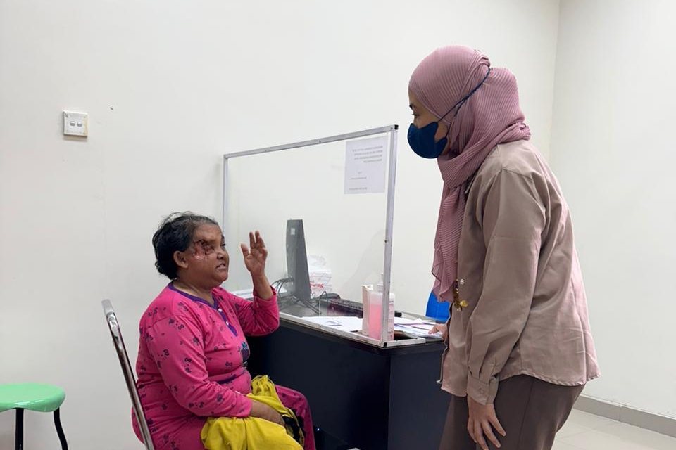 Pasien Kanker Mata Asal Rohil Mulai Ditangani di RSUD Arifin Achmad