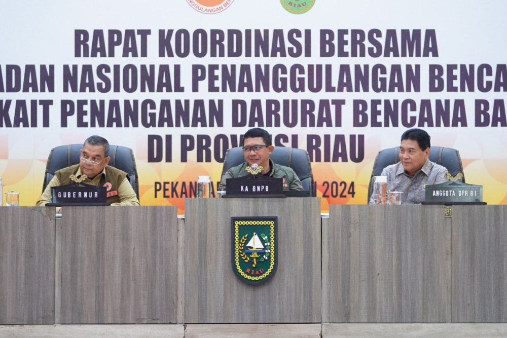 Kumpulkan Kepala Daerah, Gubri dan Kepala BNPB Gelar Rakor Penanganan Darurat Bencana Banjir