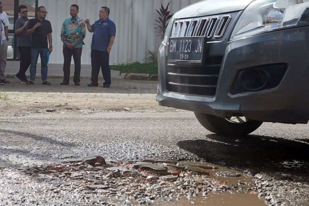 Investor Lakukan Galian Jalan, Pj Gubri Minta Segera Diperbaiki Hingga Mulus
