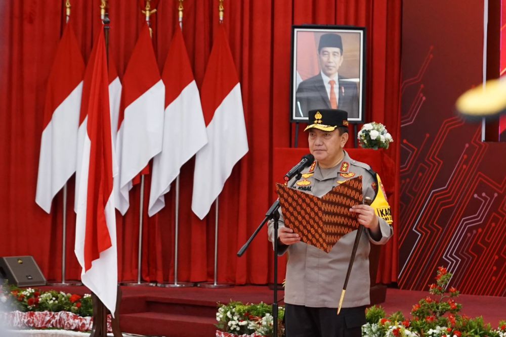 Pimpin Sertijab 2 Direktur, Ini Pesan Kapolda Riau