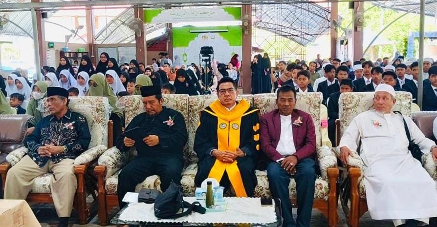 Rektor UMRI dan Gubernur Patoni, Thailand Hadiri Acara Khatam Al-Quran
