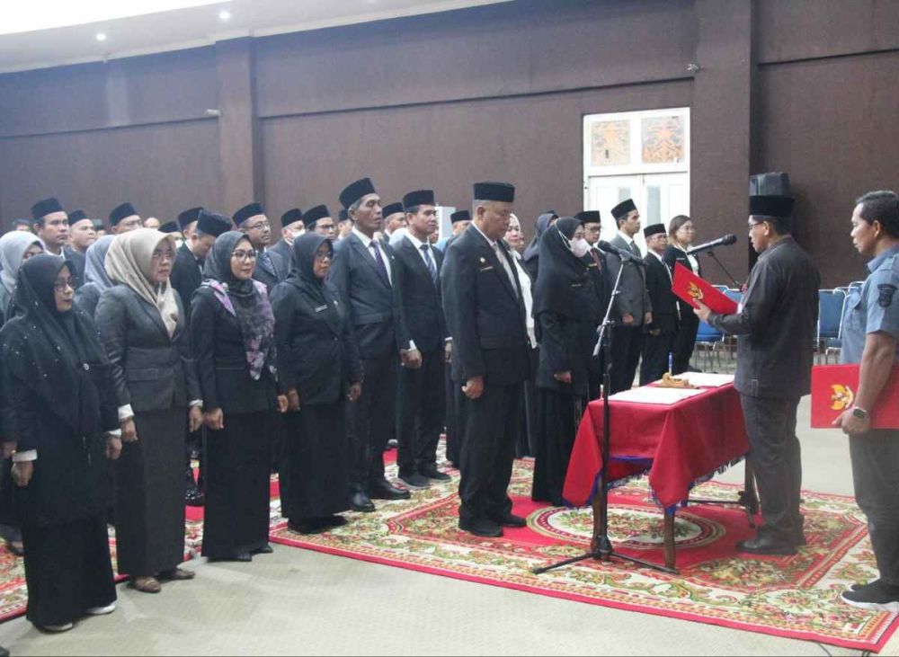 Sekda Pelalawan Lantik 54 Pejabat, Ini Harapannya