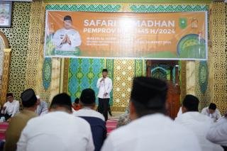 Masyarakat Pelalawan Antusias Sambut Safari Ramadan Pemprov Riau