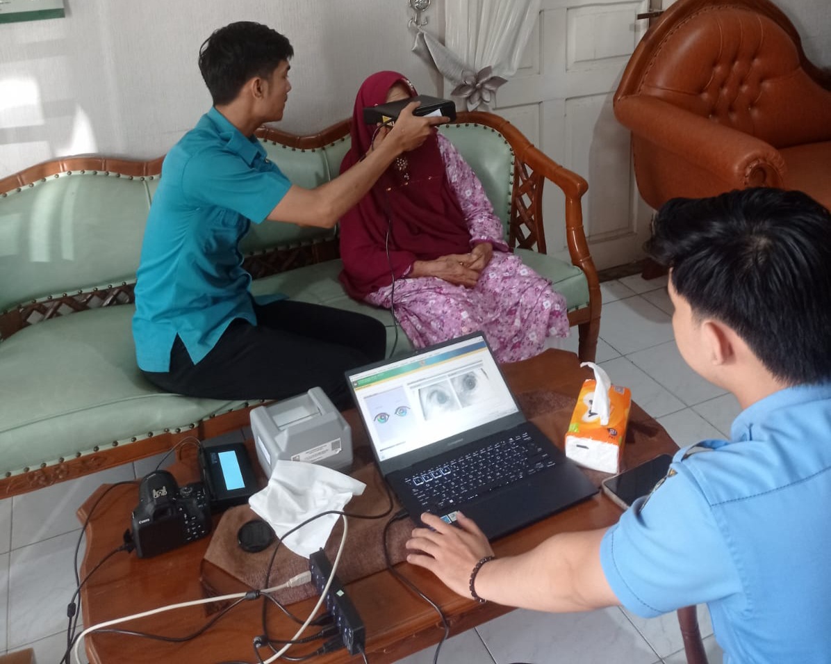 Lewat Program Rutin SIPINTAR PEDULI, Disdukcapil Pekanbaru Turun di Dua Kecamatan