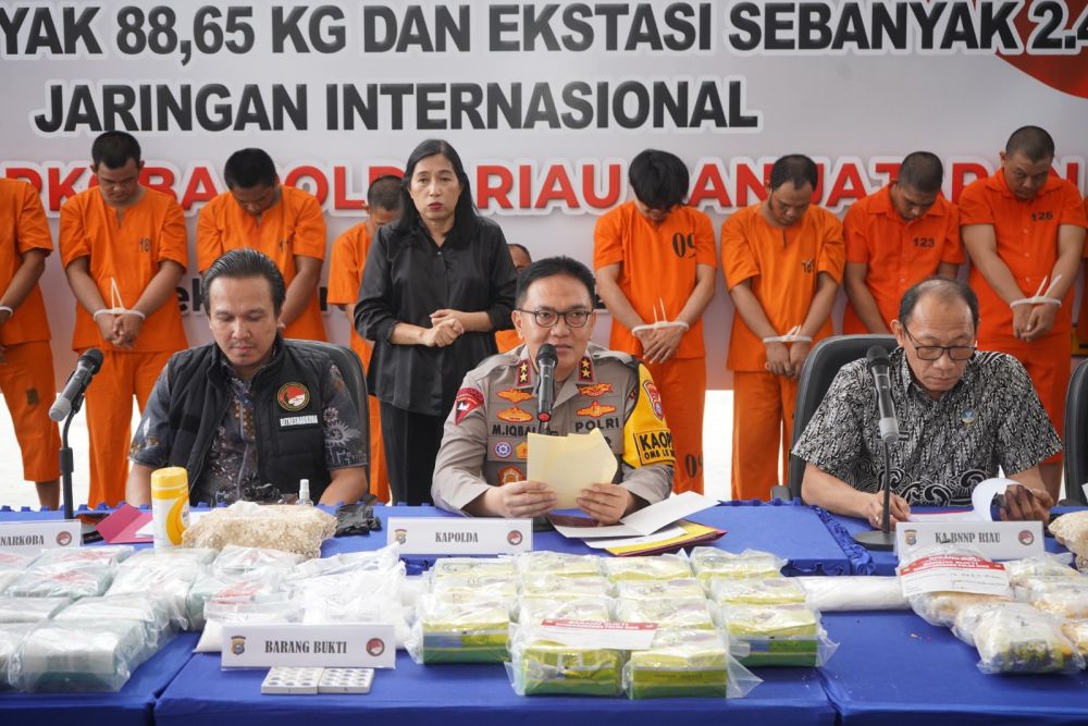 Peringatan Keras Jenderal Bintang 2 ke Bandar Narkoba: Bertobatlah Sebelum Kami Tangkap