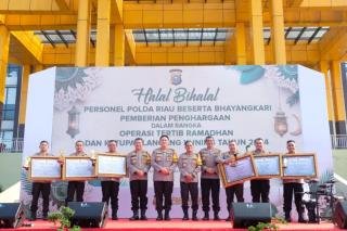 Halal Bihalal Polda Riau, 6 Kapolres Dapat Penghargaan Terbaik