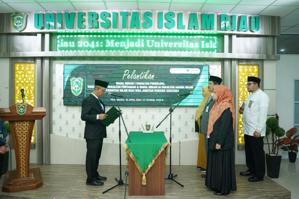 Lantik Tiga Wakil Dekan Sisa Jabatan 2020 � 2024, Ini Pesan Rektor UIR