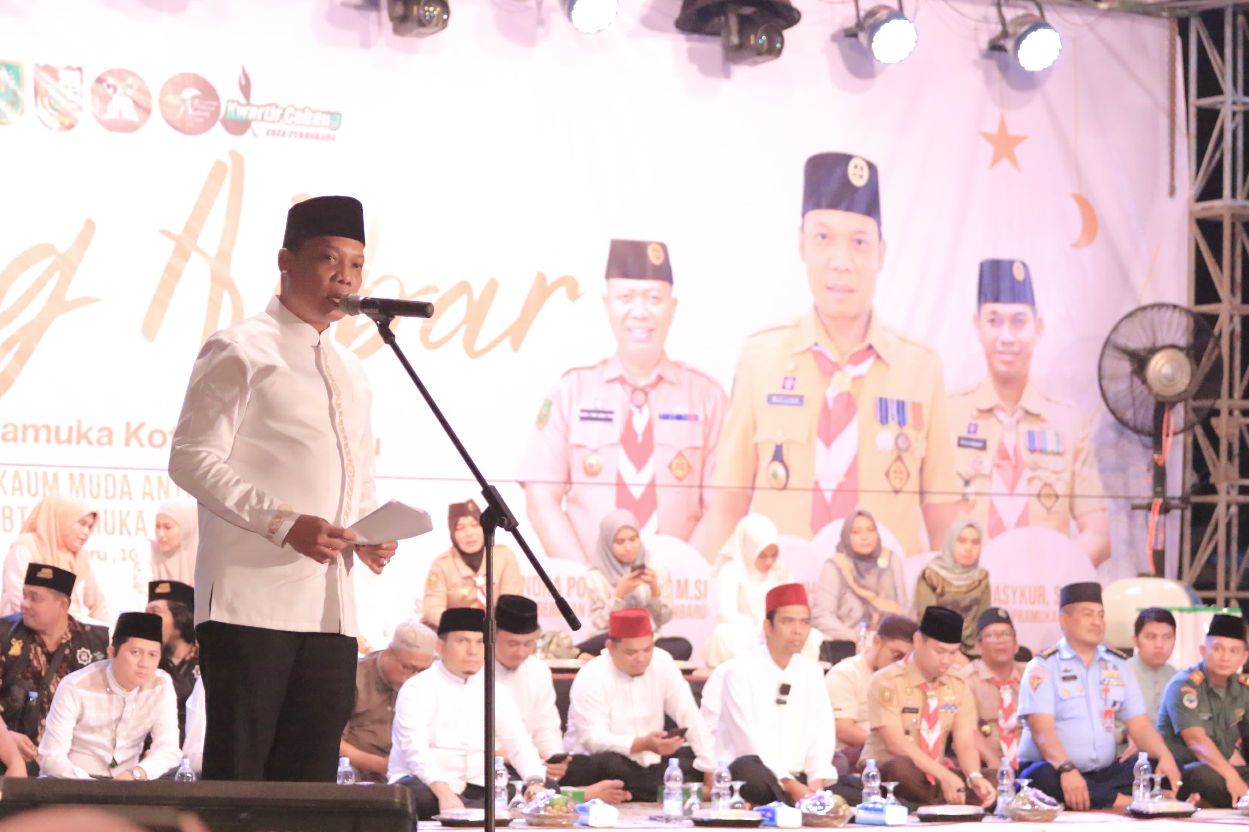 33.000 Pramuka Pekanbaru Deklarasi Anti LGBT bersama Ustadz Abdul Somad