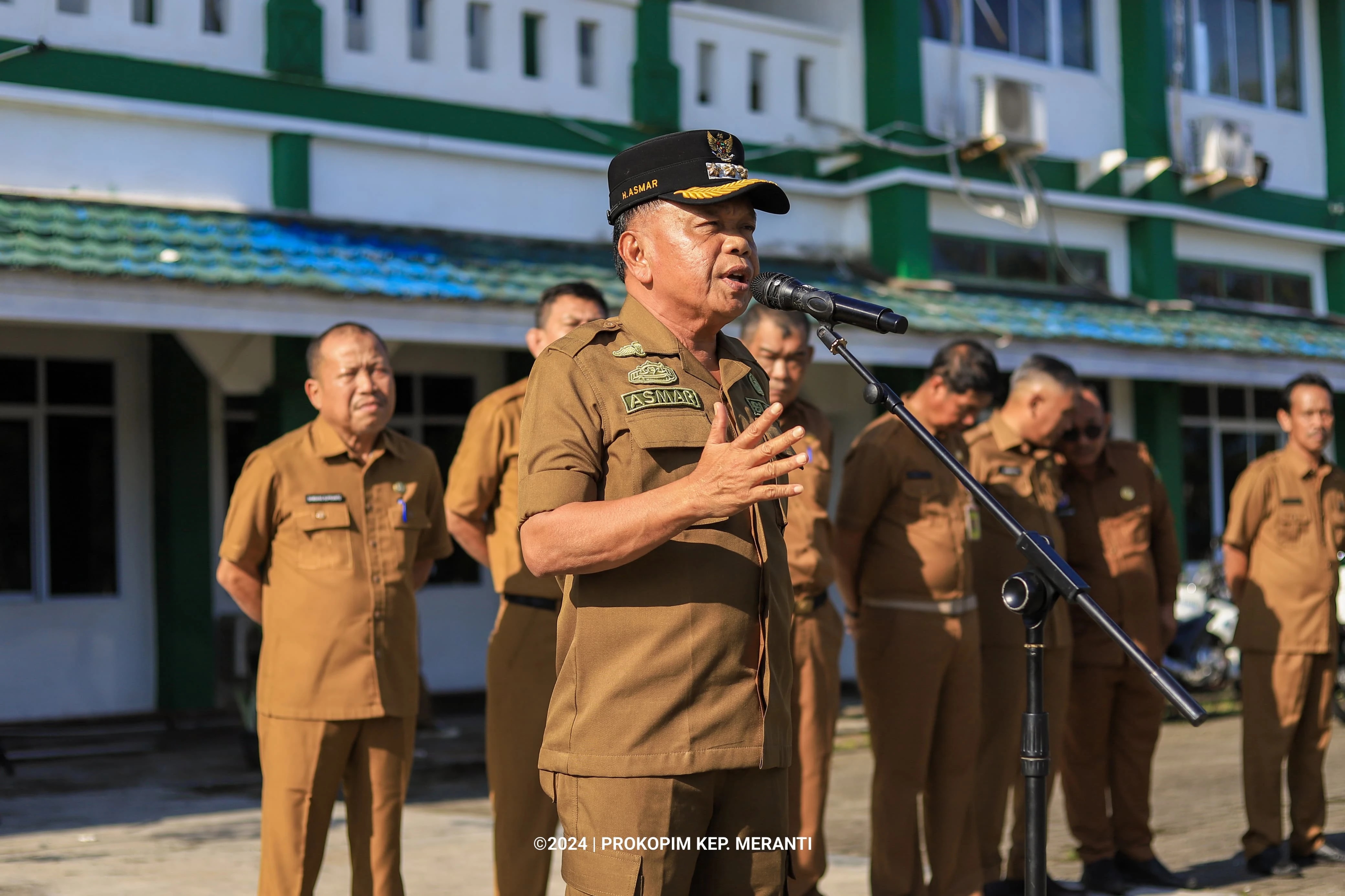 Plt Bupati Asmar Pastikan Insentif Pegawai dan ADD Dibayarkan 12 Bulan